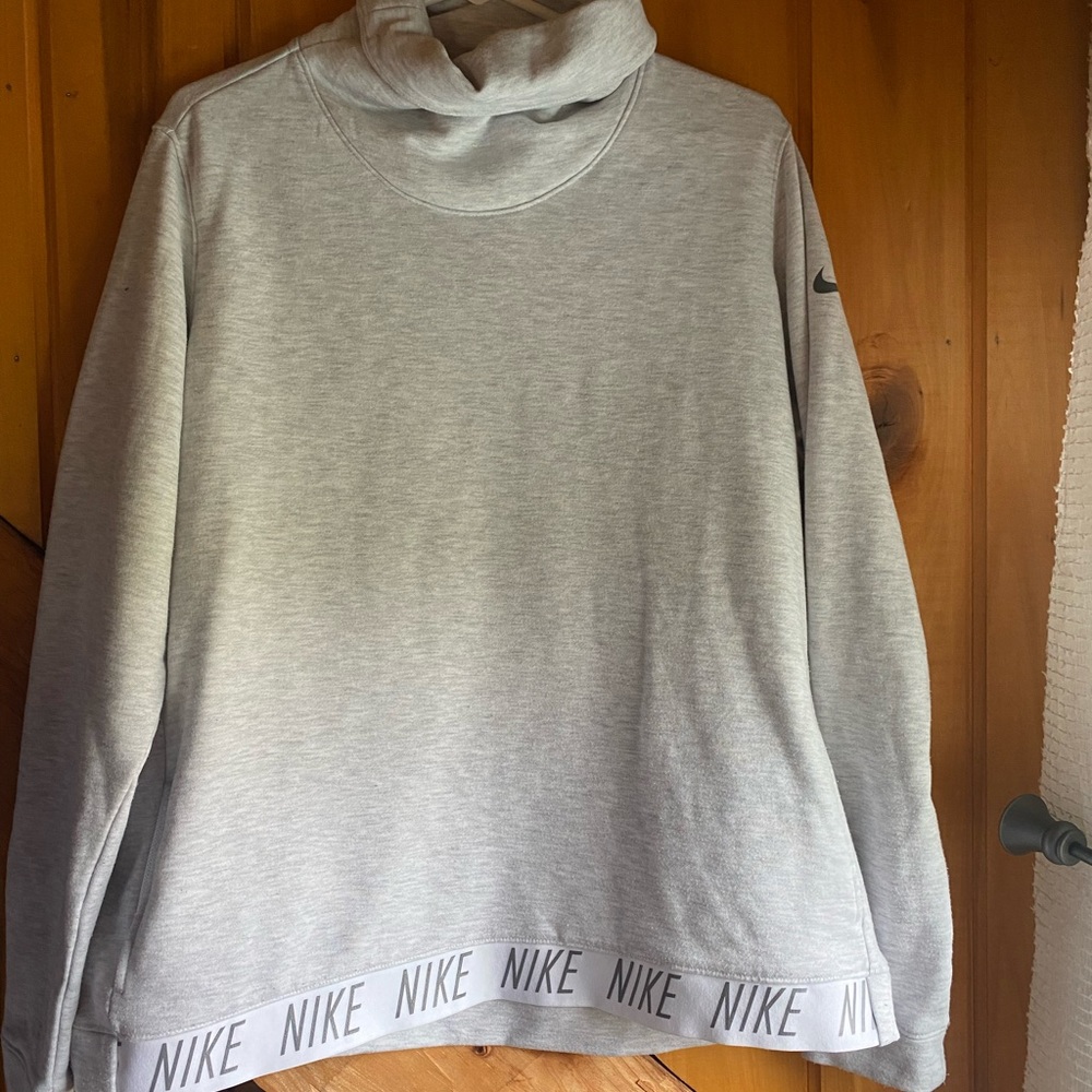 Women’s Turtleneck Nike Pullover